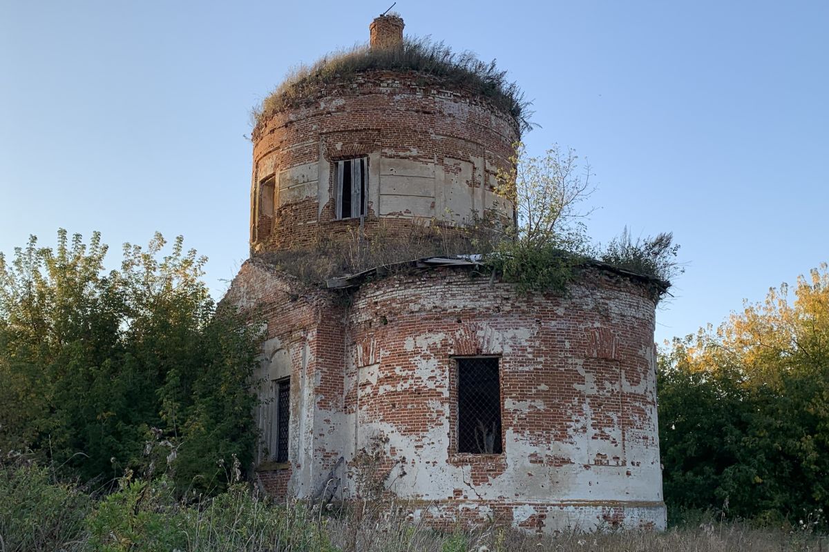 Церковь Казанской иконы Божией Матери, Спешнево (Болховский район, Орловская область). фасады
