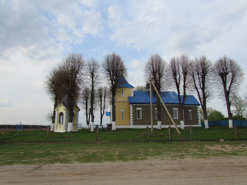 Церковь Петра и Павла (новая), Рыбаки (Сморгонский район, Беларусь, Гродненская область). общий вид в ландшафте