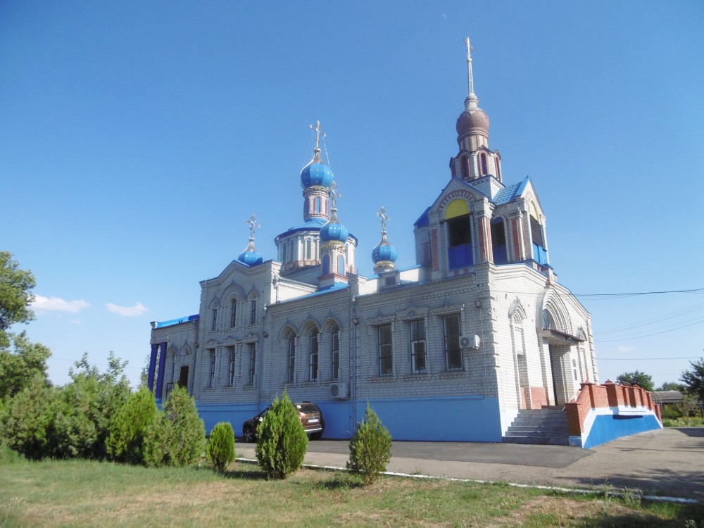 Церковь Рождества Пресвятой Богородицы, Кисляковская (Кущёвский район, Краснодарский край). фасады, Вид церкви с северо-запада