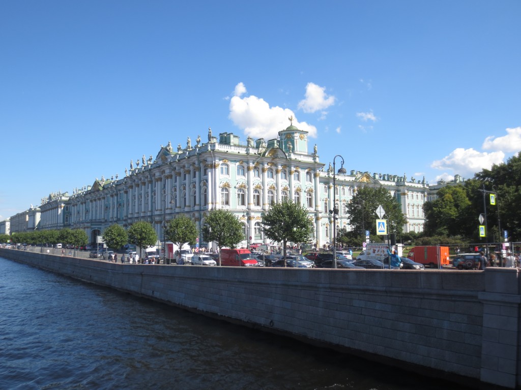 Домовая церковь Сретения Господня в Зимнем дворце, Центральный район (Санкт-Петербург, г. Санкт-Петербург). общий вид в ландшафте