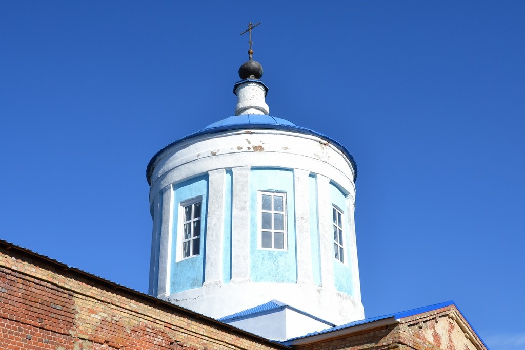 Церковь Покрова Пресвятой Богородицы, Лески (Малоархангельский район, Орловская область). архитектурные детали