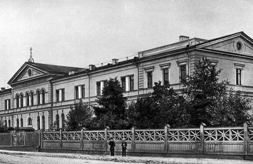 Церковь Рождества Пресвятой Богородицы при Богадельне Цесаревича Николая Александровича, Центральный район (Санкт-Петербург, г. Санкт-Петербург). архивная фотография, фото с сайта encspb.ru