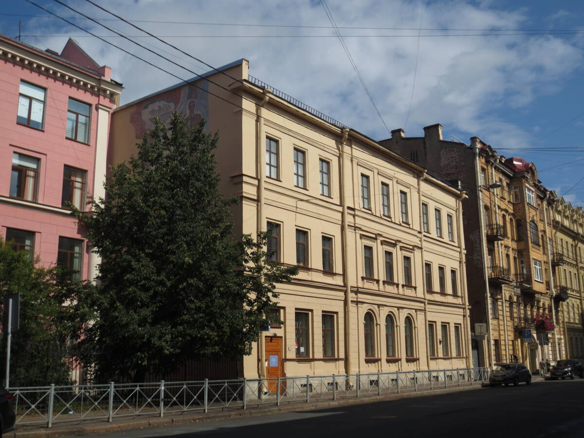 Домовая церковь Сергия Радонежского при бывшем Громовском приюте св. Сергия, Центральный район (Санкт-Петербург, г. Санкт-Петербург). фасады