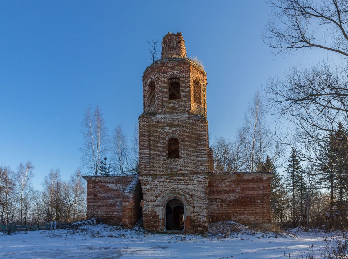 Церковь Троицы Живоначальной, Сныхово (Белёвский район, Тульская область). фасады, Вид с запада