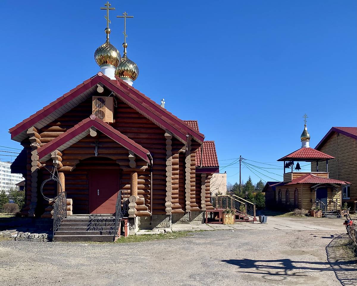 Храм с колокольней, фасады. Церковь Владимира равноапостольного, Коммунар (Гатчинский район, Ленинградская область)