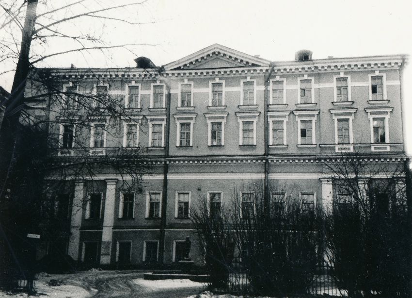 Домовая церковь Марии Магдалины при бывшей Общине сестёр имени М.П. фон Кауфмана, Адмиралтейский район (Санкт-Петербург, г. Санкт-Петербург). фасады