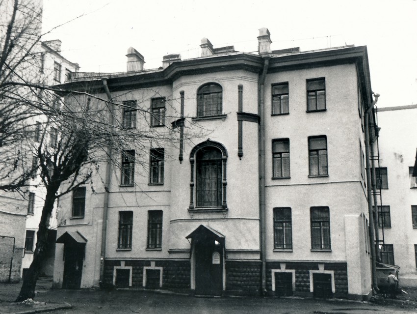 Моленная Владимирской иконы Божией Матери в доме Киржакова и Семенова, Центральный район (Санкт-Петербург, г. Санкт-Петербург). фасады