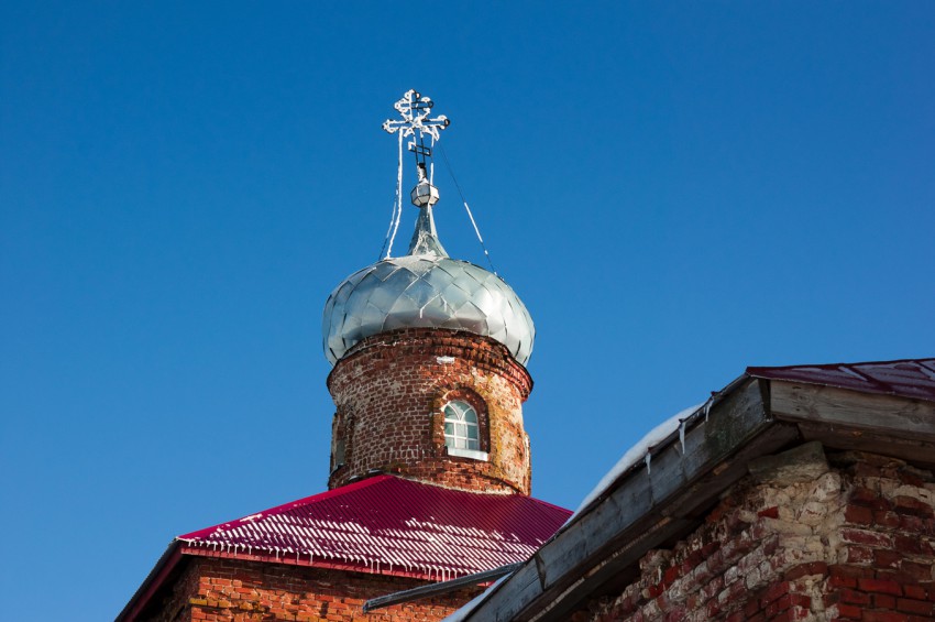Церковь Успения Пресвятой Богородицы, Елизаветино (Мокшанский район, Пензенская область). архитектурные детали