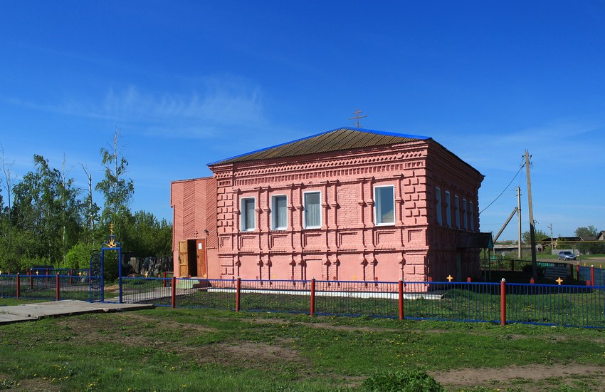 Церковь Петра и Павла, Суходол (Чердаклинский район, Ульяновская область). общий вид в ландшафте