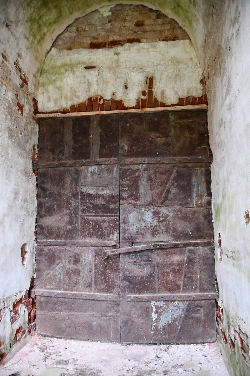 архитектурные детали. Церковь Покрова Пресвятой Богородицы, Курганы (Бежецкий район, Тверская область)