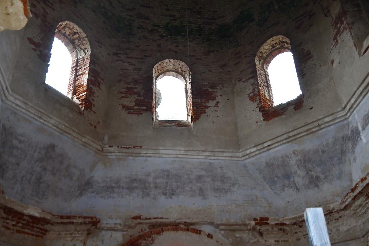 интерьер и убранство. Церковь Покрова Пресвятой Богородицы, Курганы (Бежецкий район, Тверская область)