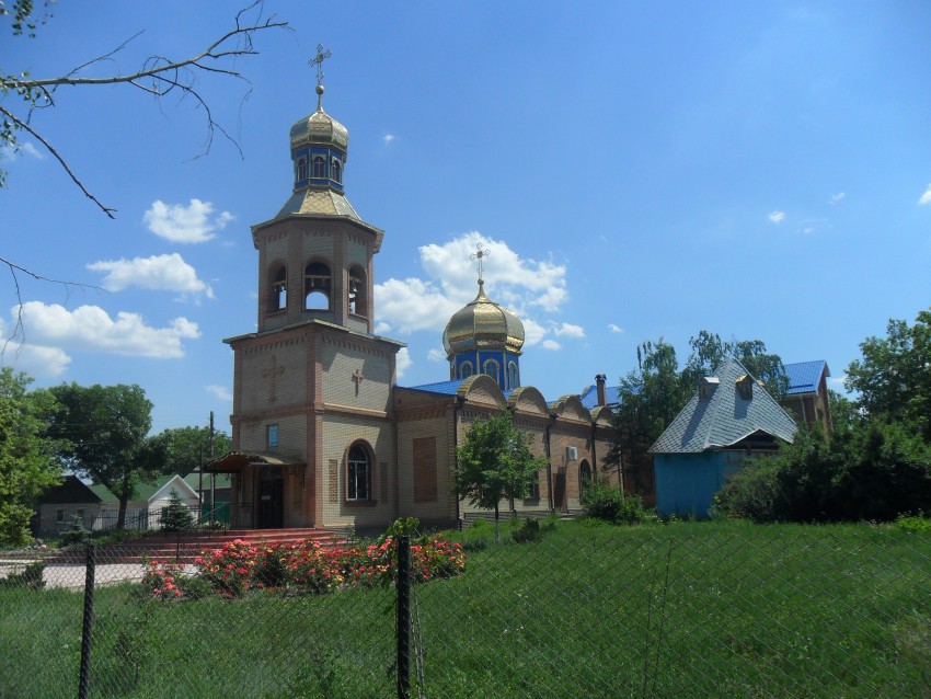 Храмы Луганска