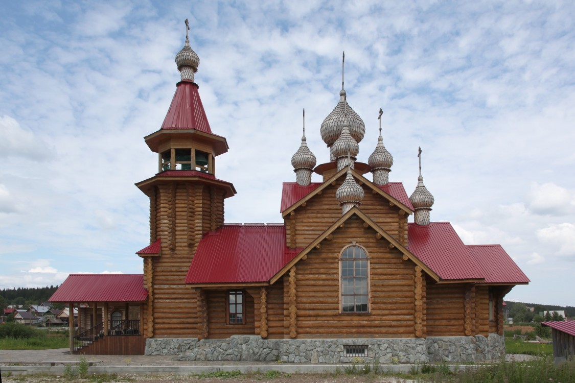 Мариинск храм трехпрестольный храм