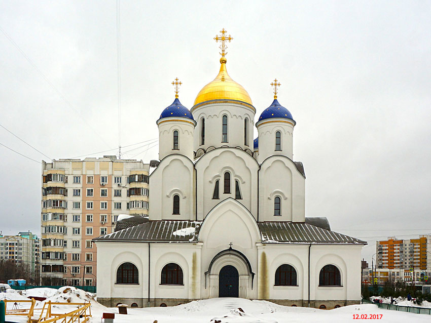 Церковь Введения во Храм Пресвятой Богородицы в Южном Бутове, Южное Бутово (Юго-Западный административный округ (ЮЗАО), г. Москва). фасады