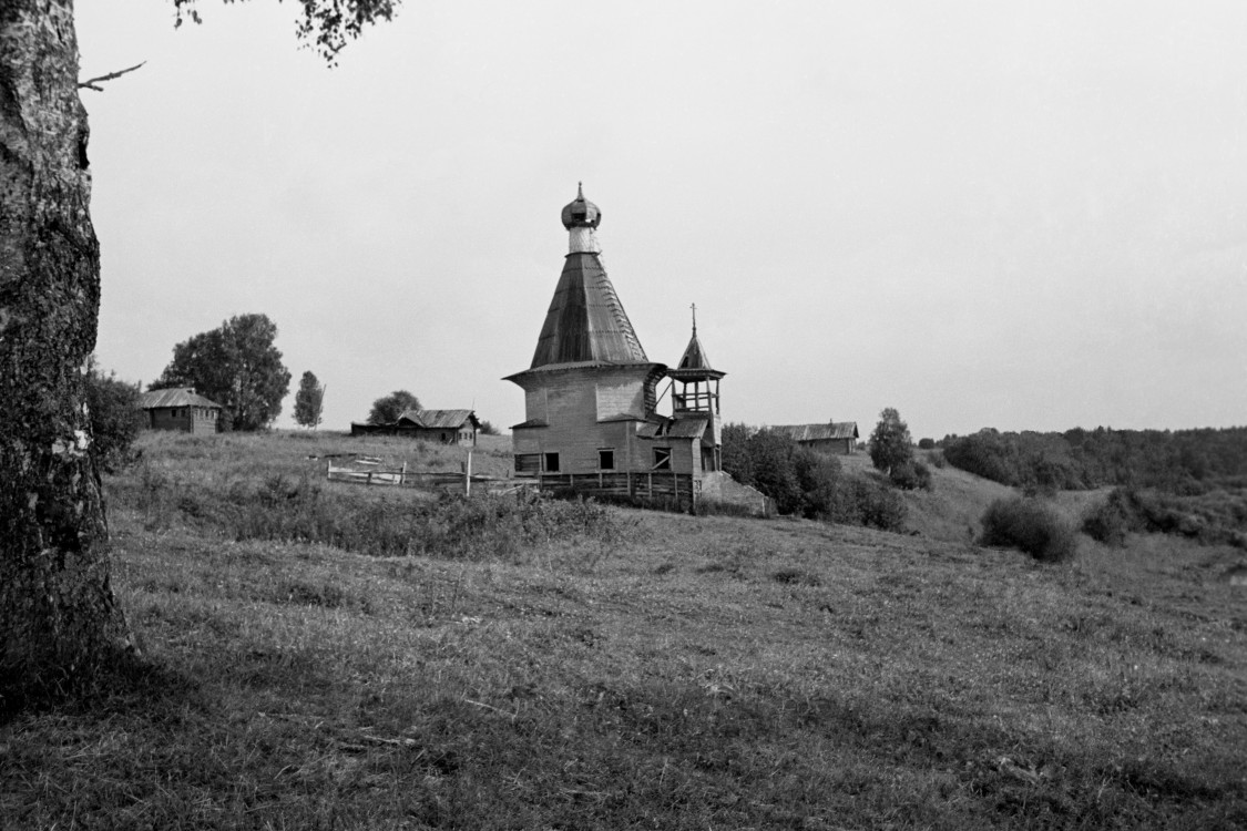 Часовня Николая Чудотворца, Никольское, урочище (Каргопольский район, Архангельская область). документальные фотографии, вид с севера