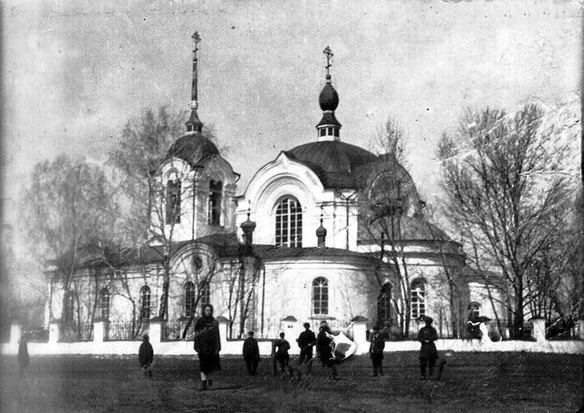 Собор Троицы Живоначальной, Колывань (Колыванский район, Новосибирская область). архивная фотография, фото с сайта http://radiologos.ru/hramy-kolyvanskogo-rajona/