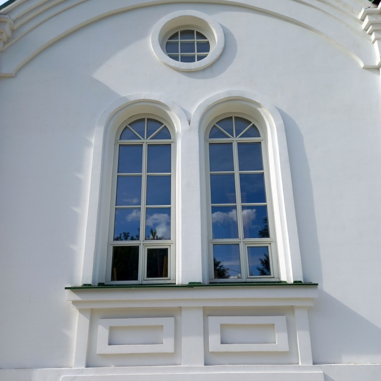 Колывань. Собор Троицы Живоначальной. архитектурные детали, Окно южного фасада