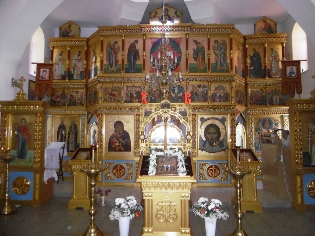 Церковь Вознесения Господня, Чесноковка (Уфимский район, Республика Башкортостан). интерьер и убранство, Главный иконостас храма