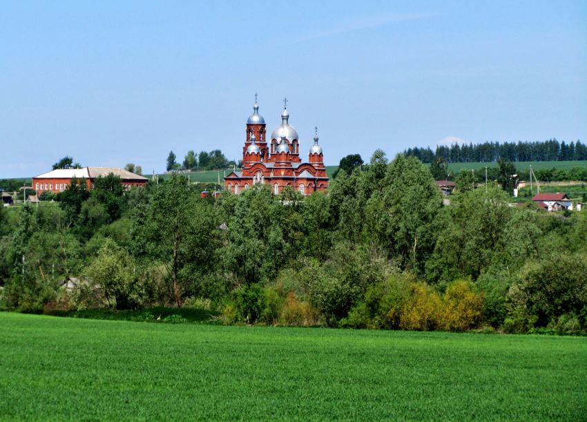 Маколово. Церковь Казанской иконы Божией Матери. общий вид в ландшафте, вид с юго-востока