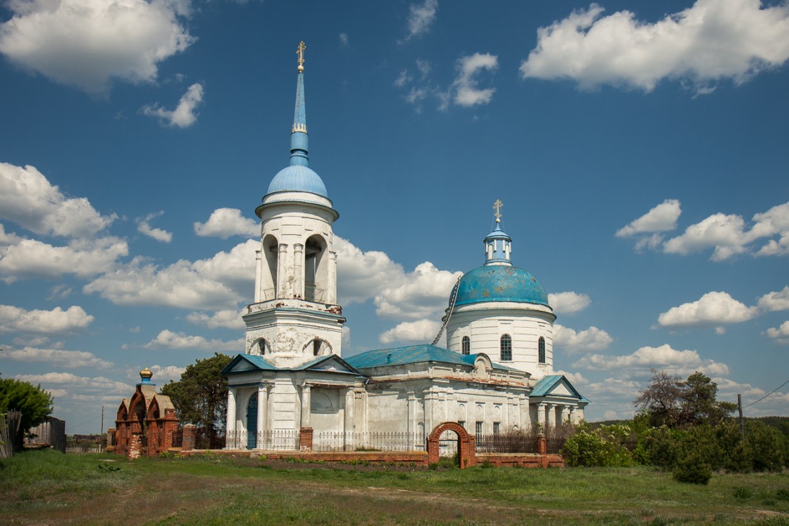 Церковь Воздвижения Креста Господня, Тарлаково Первое (Кузнецкий район и г. Кузнецк, Пензенская область). фасады