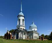 Тарлаково Первое. Воздвижения Креста Господня, церковь