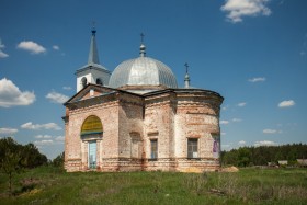 Траханиотово. Церковь Казанской иконы Божией Матери