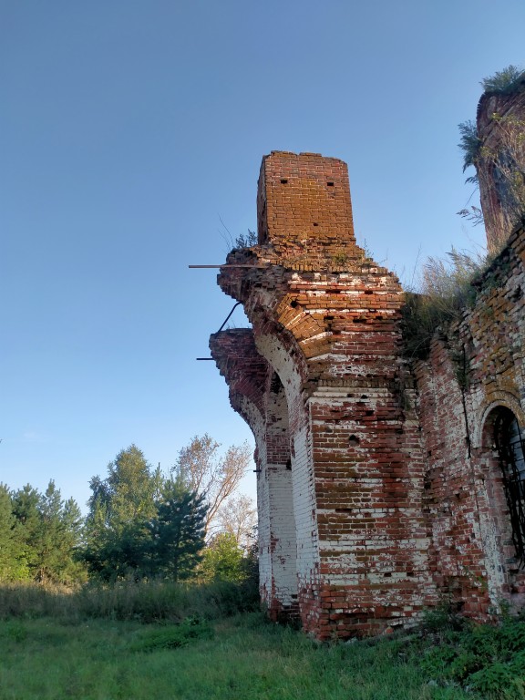 Церковь Казанской иконы Божией Матери, Скворечное (Каменский район, Пензенская область). архитектурные детали