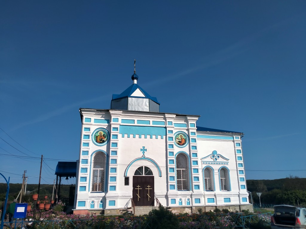 Церковь Введения во храм Пресвятой Богородицы, Низовка (Каменский район, Пензенская область). фасады