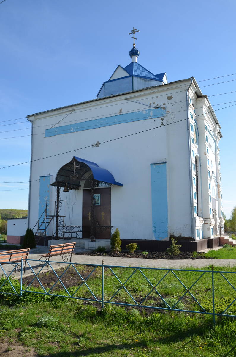 Церковь Введения во храм Пресвятой Богородицы, Низовка (Каменский район, Пензенская область). фасады