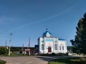 Низовка. Церковь Введения во храм Пресвятой Богородицы