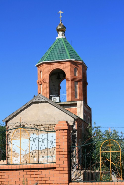 Церковь Троицы Живоначальной, Троицкое (Целинный район, Республика Калмыкия). фасады
