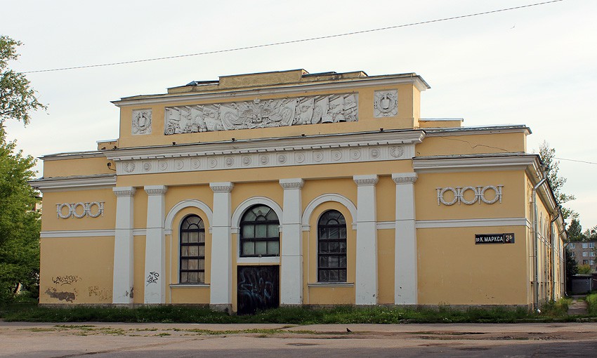 Церковь Георгия Победоносца при бывшем 146-м Пехотном Царицынском полку, Кингисепп (Кингисеппский район, Ленинградская область). фасады