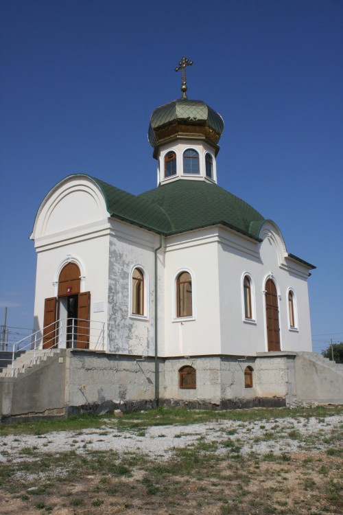 Церковь Луки (Войно-Ясенецкого) в микрорайоне Спутник-2, Евпатория (Евпатория, город, Республика Крым). фасады