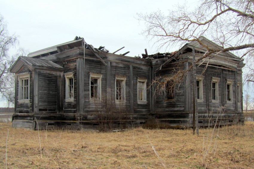 Церковь Сретения Господня (новая), Чекуево (Онежский район, Архангельская область). фасады, вид с юго-запада