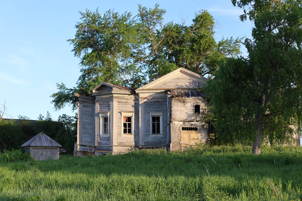 Часовня Модеста и Власия, Чекуево (Онежский район, Архангельская область). фасады