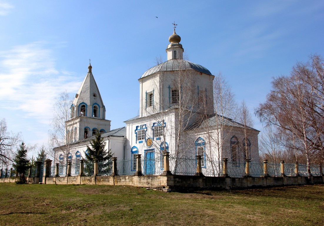 Церковь Владимирской иконы Божией Матери, Старый Бурец (Малмыжский район, Кировская область). фасады