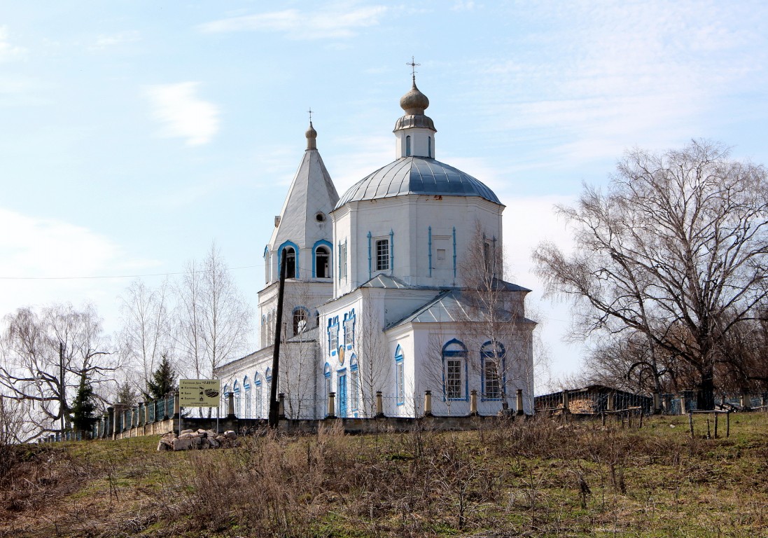 Церковь Владимирской иконы Божией Матери, Старый Бурец (Малмыжский район, Кировская область). фасады