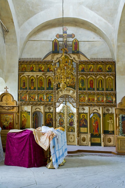 Церковь Прокопия и Иоанна Устюжских, Чернавское (Притобольный район, Курганская область). интерьер и убранство, Восстановлена после пожара.