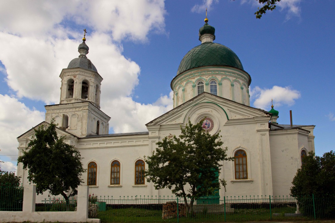 Погода на неделю мишкино курганская. Село Мишкино Курганской области. Свято Троицкая Церковь Мишкино. Церковь р.п.Мишкино Курганской области. Церковь Мишкино Курганской области.