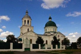 Мишкино. Церковь Троицы Живоначальной