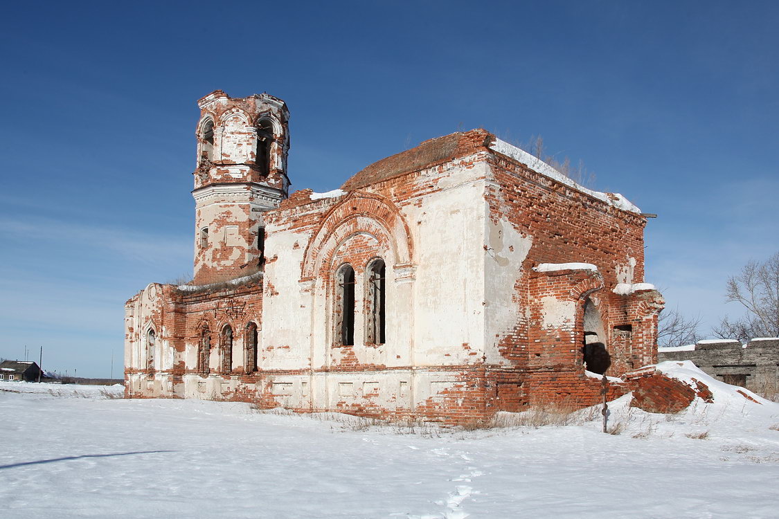 Островное. Церковь Троицы Живоначальной. фасады, Вид с юго-востока