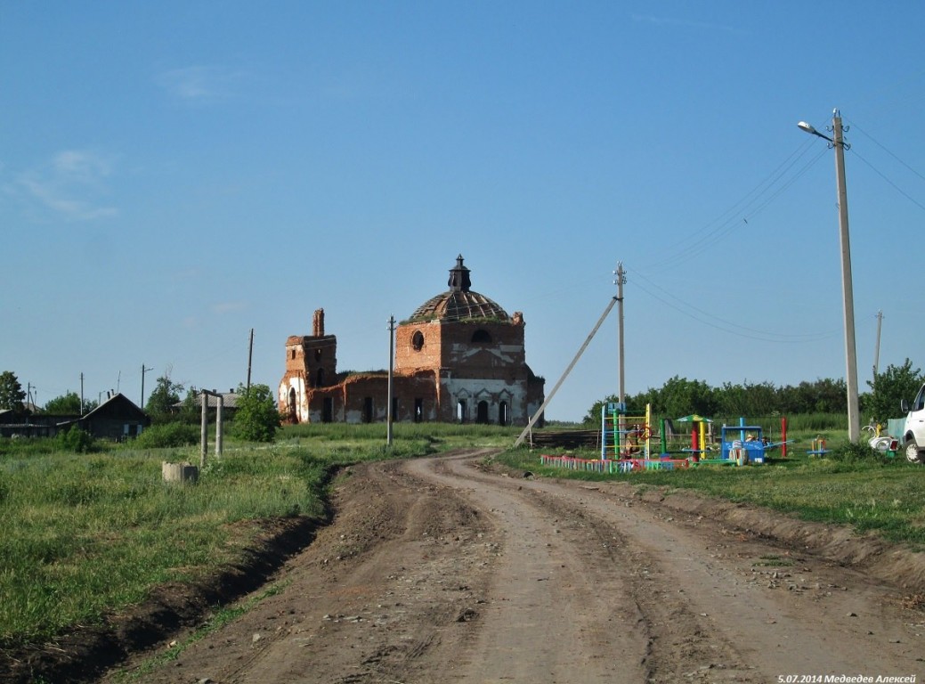 Церковь Спаса Нерукотворного Образа, Сладкокарасинское (Мишкинский район, Курганская область). фасады