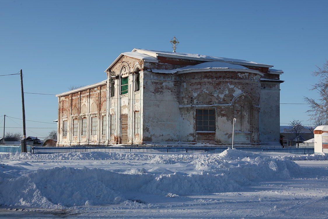 Церковь Троицы Живоначальной, Чаши (Каргапольский район, Курганская область). фасады, Вид с юго-востока