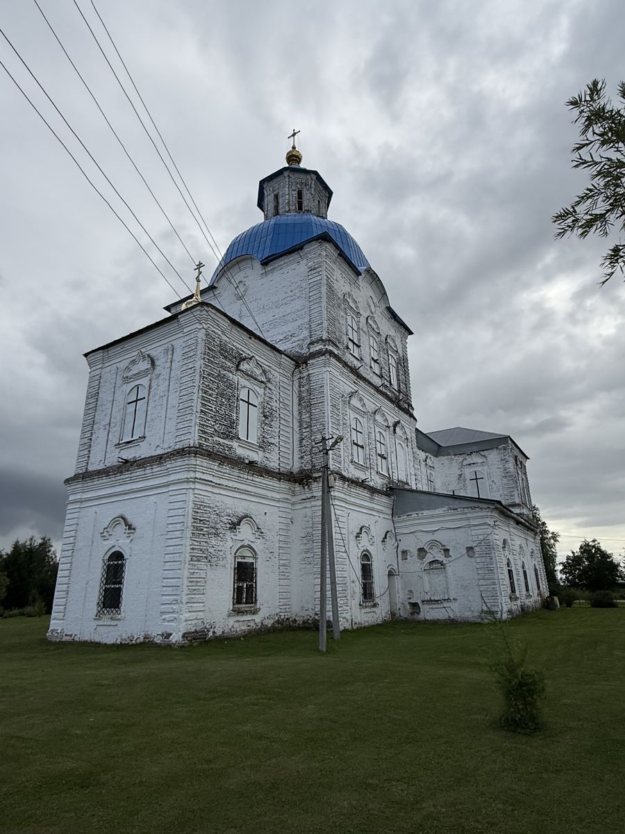 Церковь Успения Пресвятой Богородицы, Демьянское (Уватский район, Тюменская область). фасады, Вид с северо-востока