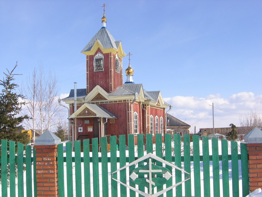 Петелино. Церковь Владимира равноапостольного. общий вид в ландшафте