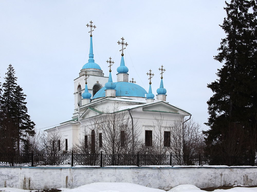 Церковь Казанской иконы Божией Матери, Нижний Уфалей (Верхний Уфалей, город, Челябинская область). фасады, Вид с юго-востока