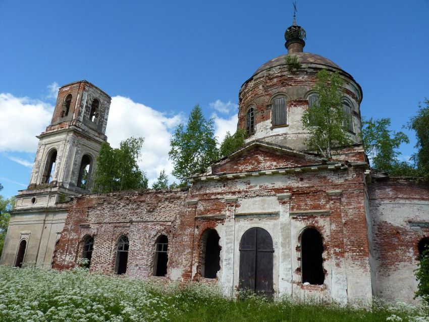 Церковь Смоленской иконы Божией Матери, Георгиевское (Бежецкий район, Тверская область). фасады