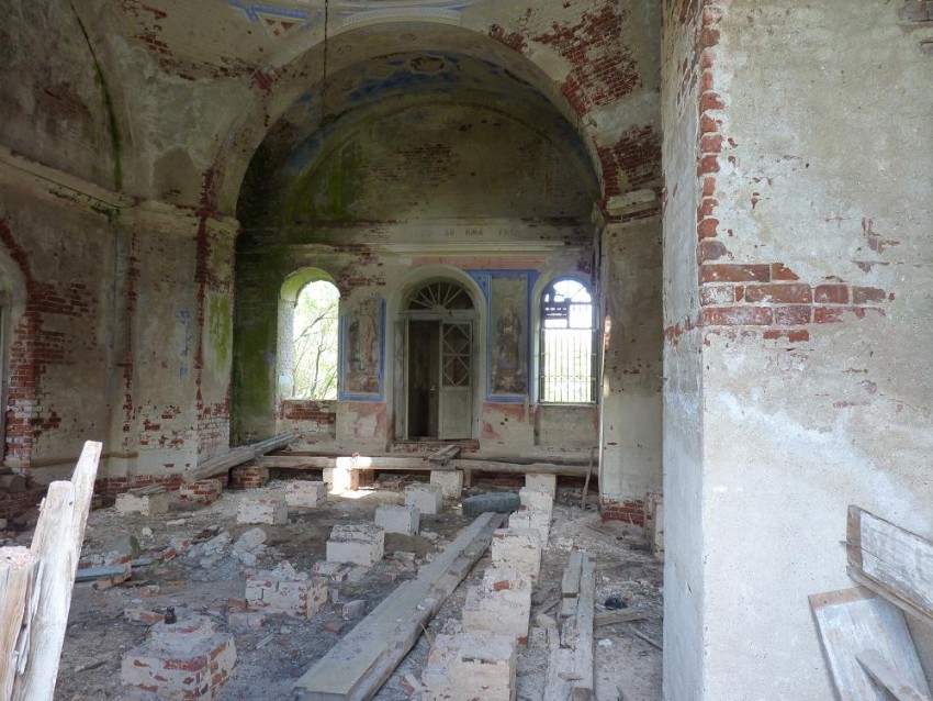 Церковь Смоленской иконы Божией Матери, Георгиевское (Бежецкий район, Тверская область). интерьер и убранство