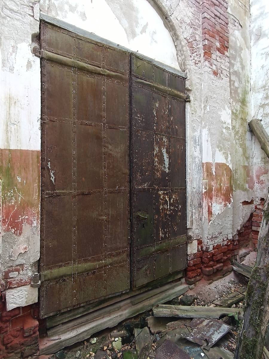 архитектурные детали. Церковь Смоленской иконы Божией Матери, Георгиевское (Бежецкий район, Тверская область)