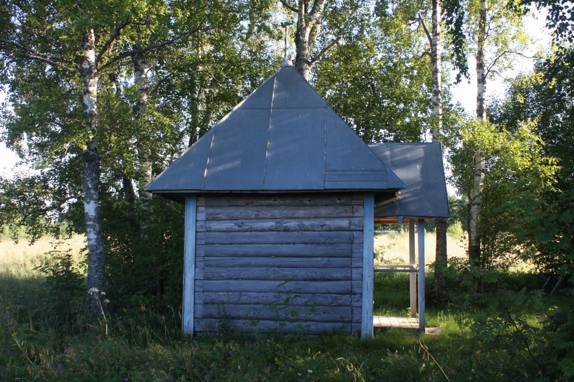 Стояновка. Часовня Параскевы Пятницы. фасады